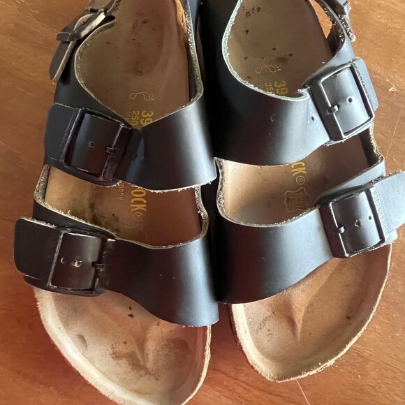 Birkenstock Shoes - Birkenstock‎ Arizona 39 Black Soft Leather With Heel Strap *Worn See photos